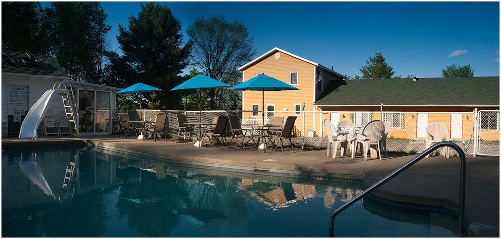 Motel De La Montagne Orford Екстериор снимка