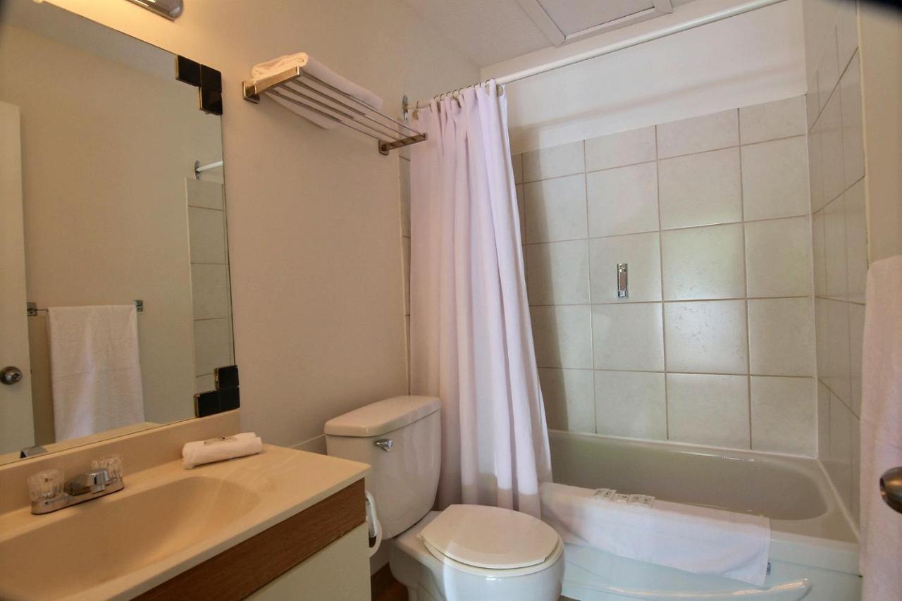 Motel De La Montagne Orford Екстериор снимка